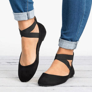 COVOYYAR Hot Women Ballet Flats 2019 Spring Autumn Elastic Strap Women Shoes Back Zipper Casual Black Shoes Big Sizes WFS944